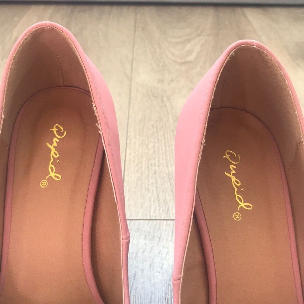 Pink heels - Picture 3 of 7